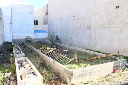 Baugrundstück zu verkaufen in Argana Alta, Arrecife, Lanzarote. 
